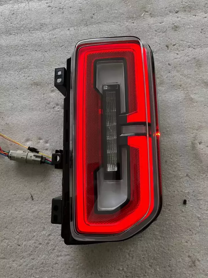 Red Smoked LensCover LED Brake Reverse Turning Light for Bronco Tail Light 2021 2022 2023 Accessories