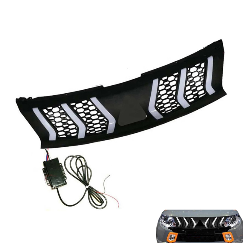 Pickup Car Accessories Front Mesh Grille With Lights For Triton L200 2015-2019
